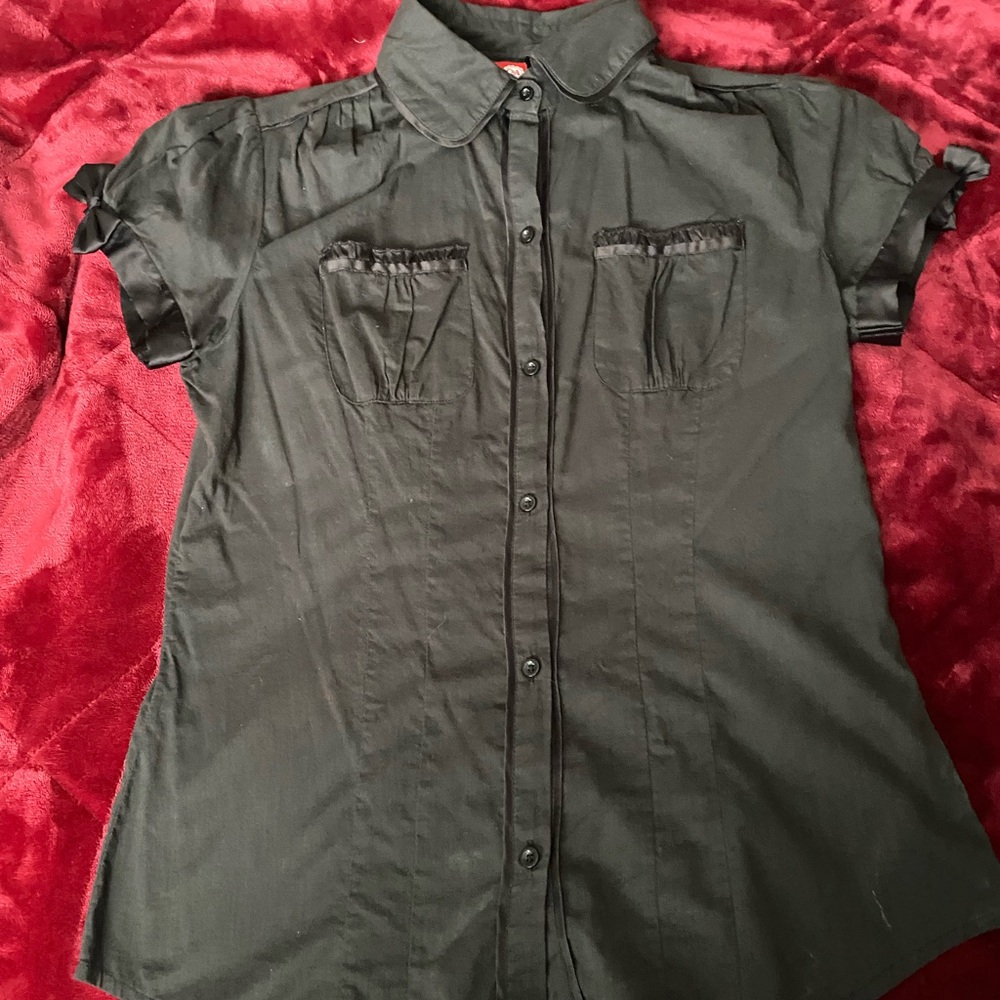 Black Button-Up Short Sleeve Blouse
